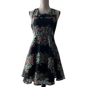 Everleigh LBD Black Floral Dress Open Back Sleeveless Lined Knee Length Size L